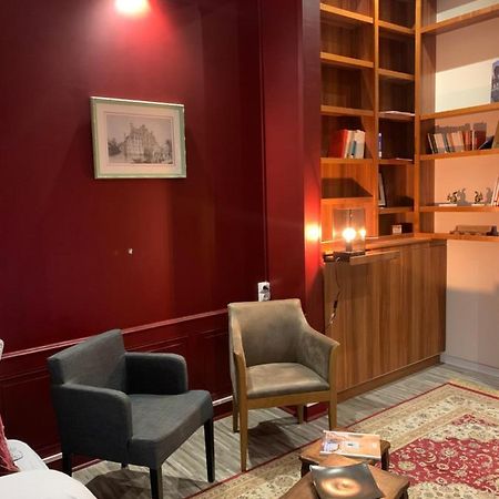 Au Pied Du Beffroy Apartment Arras Luaran gambar